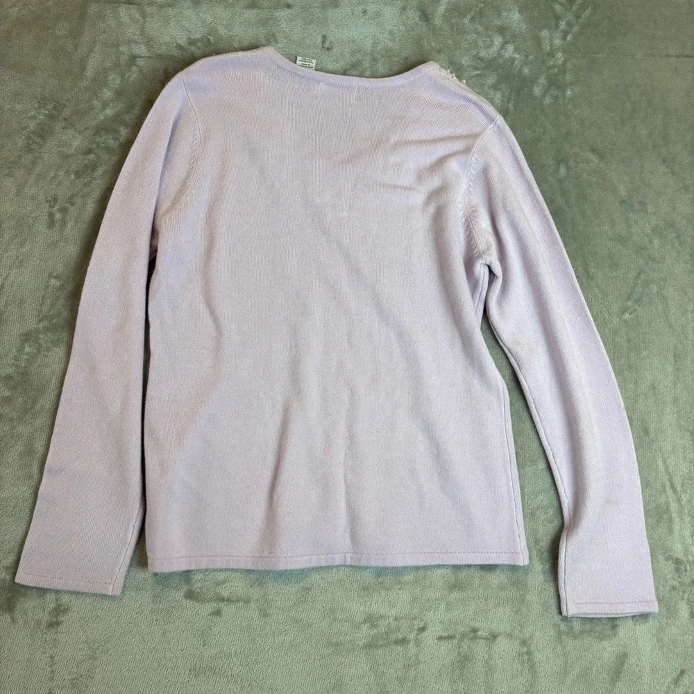 Jaclyn Smith Lavender Beaded V-Neck Sweater Sz M Soft Acrylic Classic Style